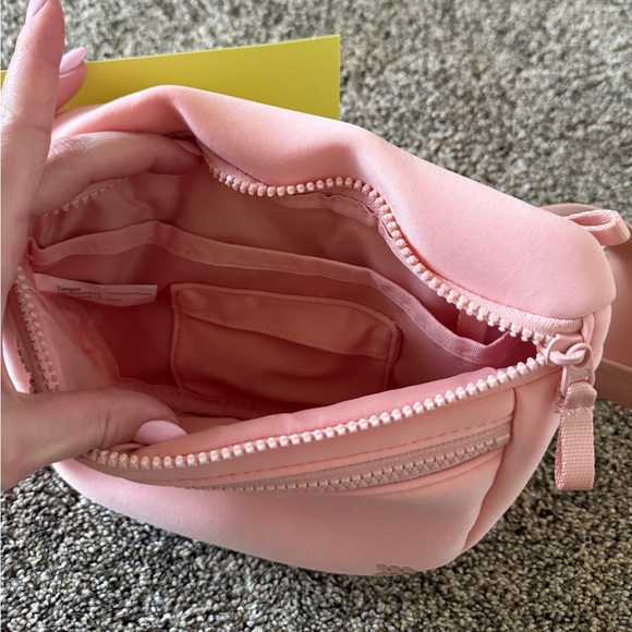 All in Motion Belt Bag - Picture 5 of 5